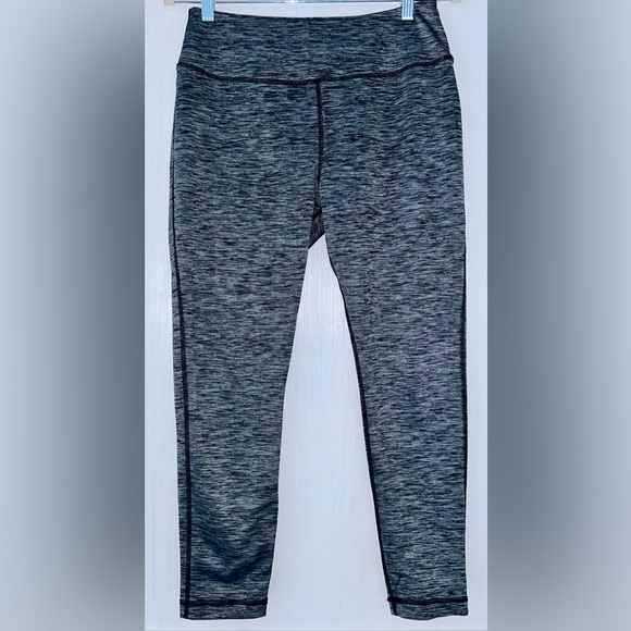 Vineyard Vines 🐳 Medium Performance Leggings-Tights-Fitted-Black&White Stripe - Picture 1 of 12